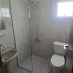 إليني *
