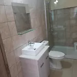 شقة إليني *