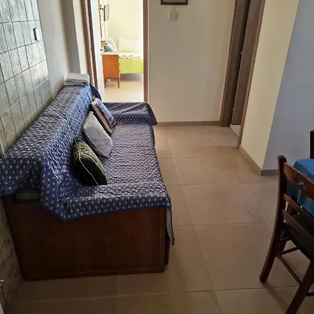 Eleni Appartement *
