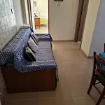 Eleni Apartment *